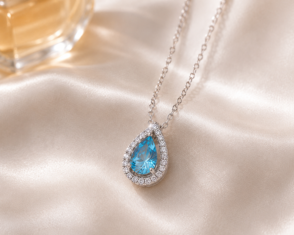 Aqua Lumière Necklace